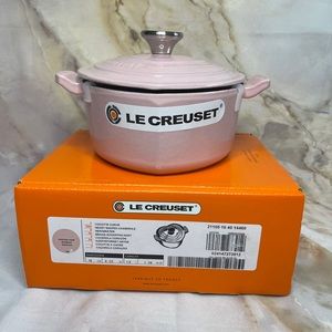 Le Creuset Heart Shaped Cocotte - Chiffon Pink